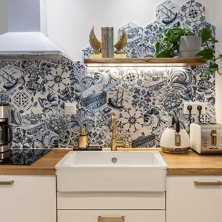 Chic & Comfort Homes In # 3 Apartment Volos