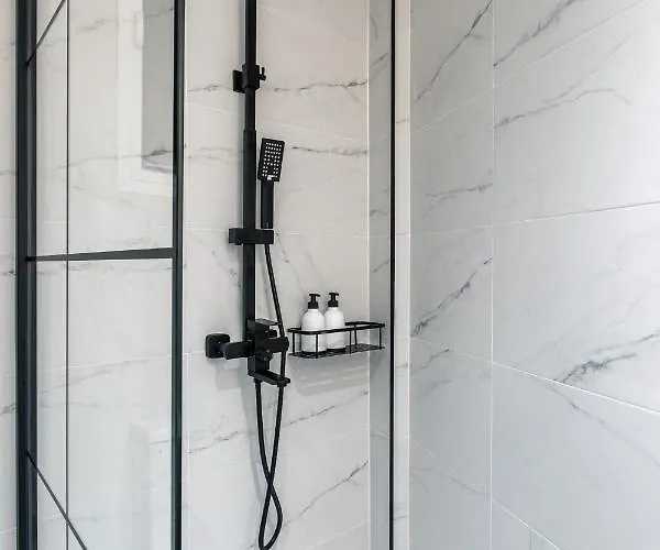 Chic & Comfort Homes In # 3 Apartament