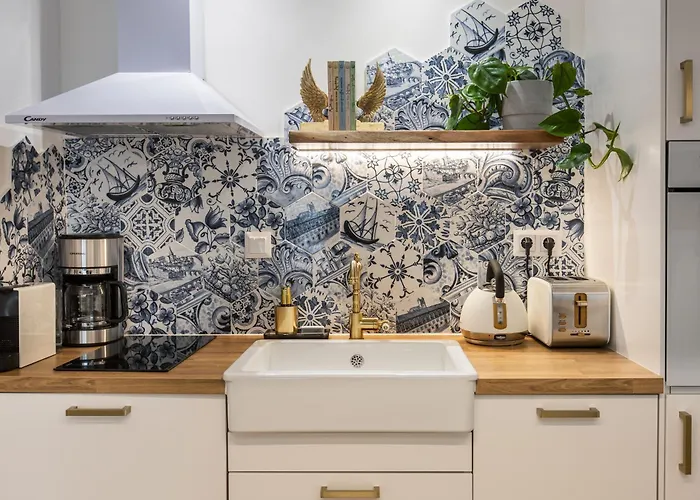 Chic & Comfort Homes In # 3 Apartament Wolos