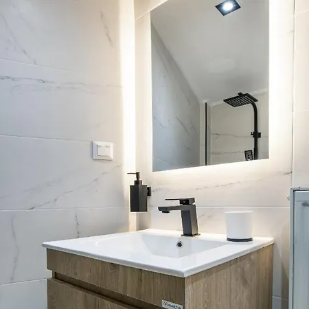 Apartment Chic & Comfort Homes In # 3 Volos